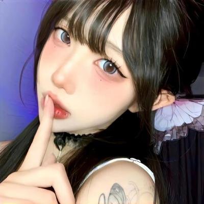 美丽笨女人